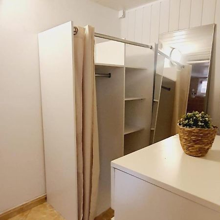 Studio Meuble Avec Piscine Partagee La Ferte-Gaucher Екстер'єр фото